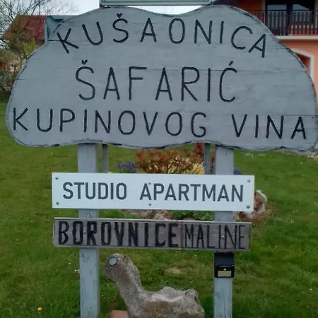 Studio Apartman Safaric Sveti Martin Na Muri Exterior photo